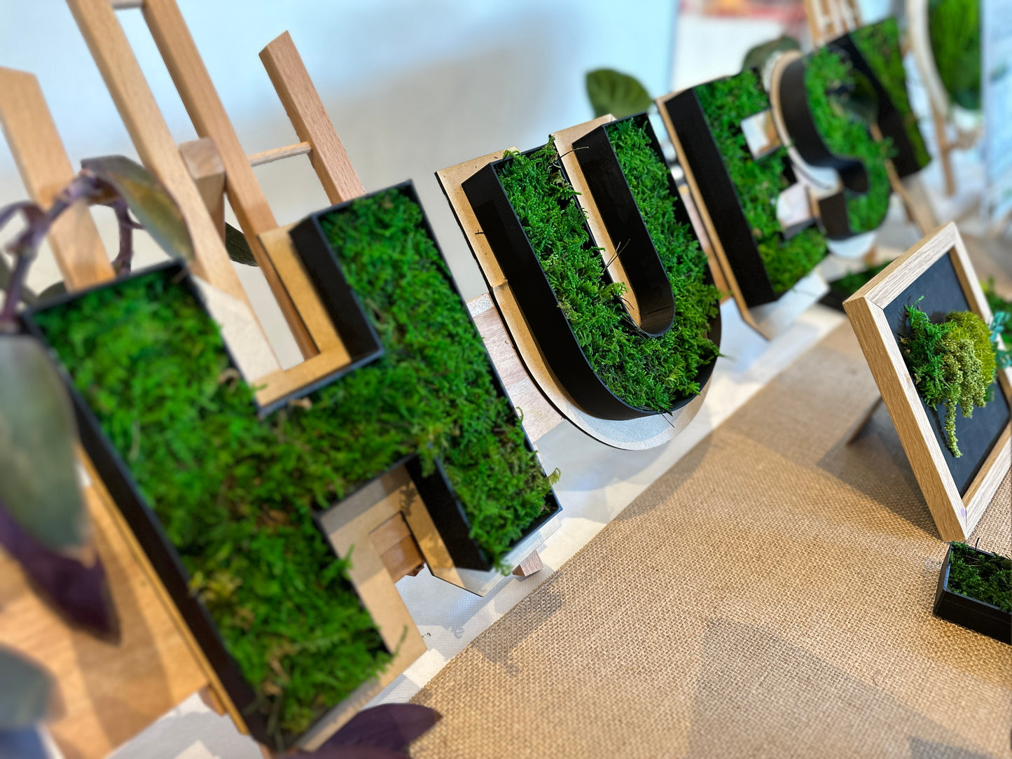 MOSSOGRAM LETTERS